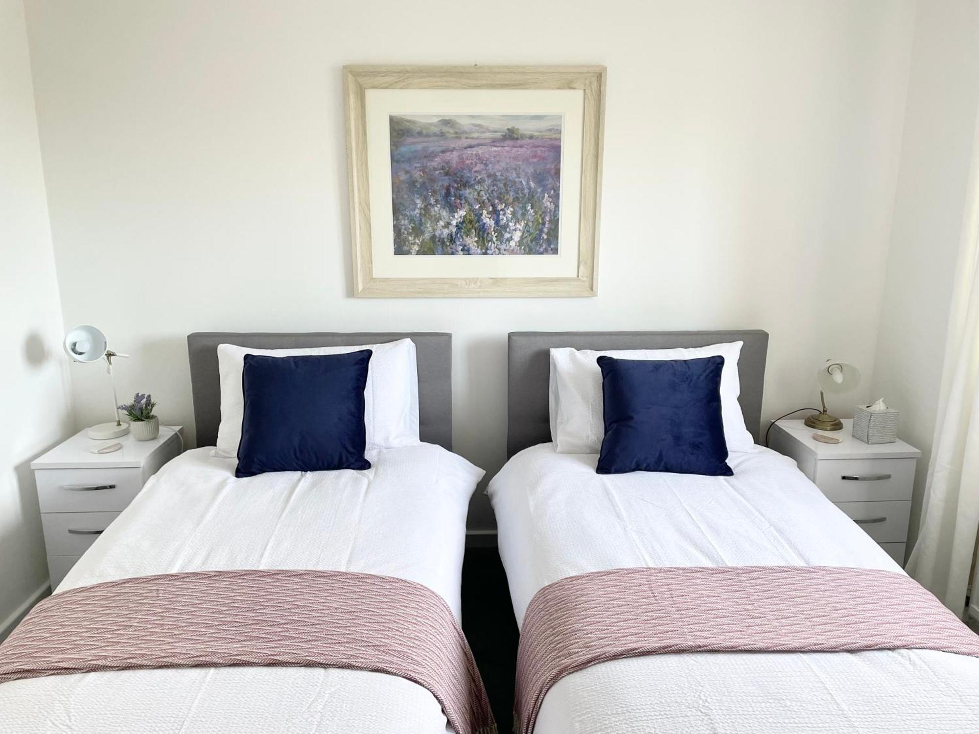 Comfortable And Spacious Superb Holiday Home In Llanelli, Dog Friendly Zewnętrze zdjęcie